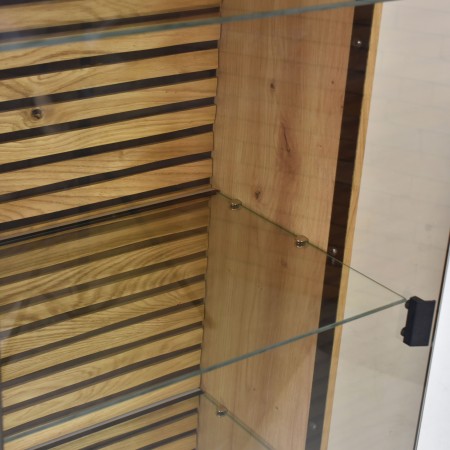 Příborník barva dub s 3D povrchem, Oslo , Vitríny- 6
