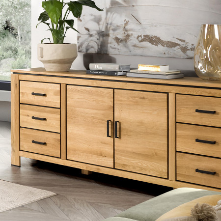 Dlhá dubová komoda s černými úchytkami , Komody- 4