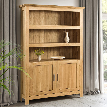 Masívni dubový regál s dvířky, Alexandra 13 , Vitríny- 1