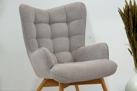 Moderner grauer Polstersessel mit Eichenholzbeinen Wohnzimmer