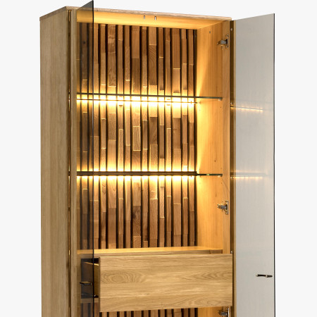 Dvoudveřová vitrina se sklem z dubu