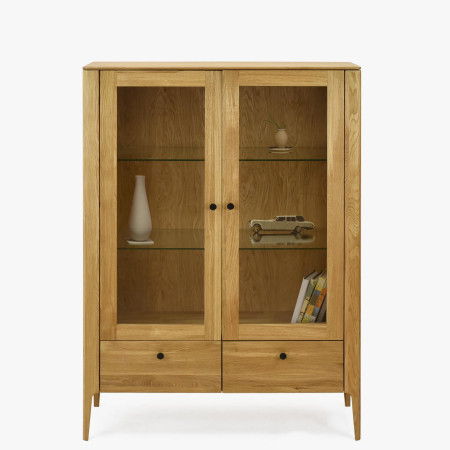 Dřevěná obývací stěna ze dřeva dub