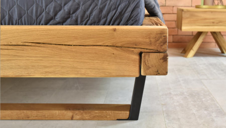 Masívni ram postele kovové nohy, Laura 160 x 200