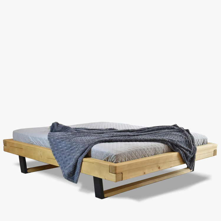 Masívni ram postele kovové nohy smrk, Laura 160 x 200