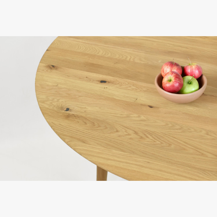 Dubový kulatý stůl o průměru 120 cm
