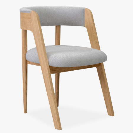 Luxusní dubové křeslo v šedě látce