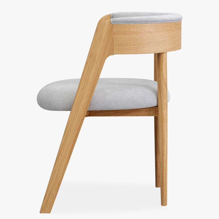 Luxusní dubové křeslo v šedě látce