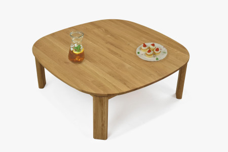 Dubový konferenční stolek 90 x 90 cm