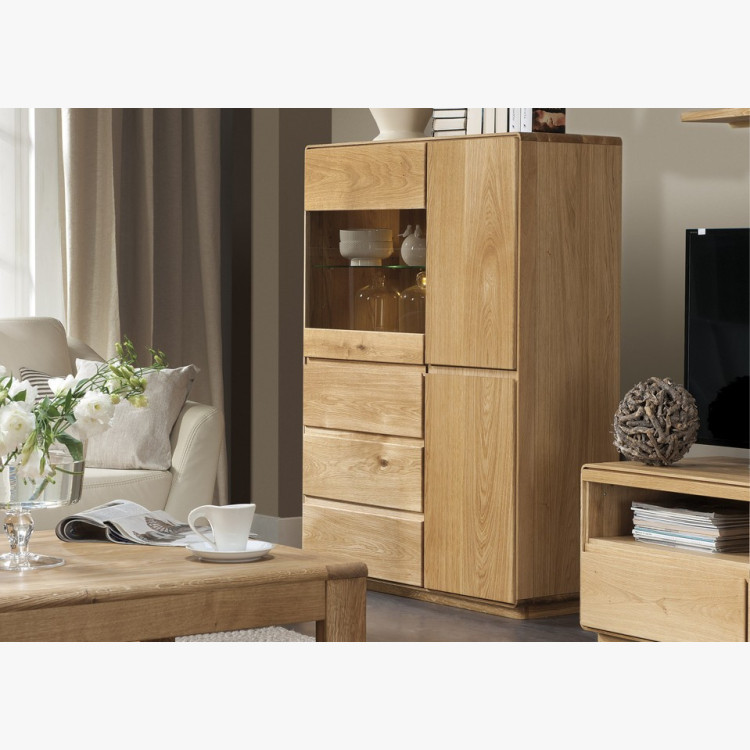 Dubová vitrina, Helsinki 45 DP