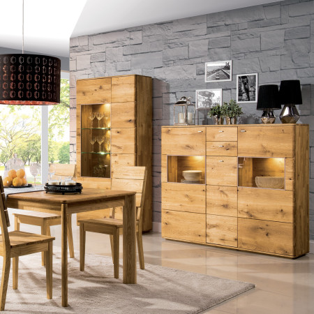 Vysoká úzká komoda širší s prosklenou částí, TYP 12