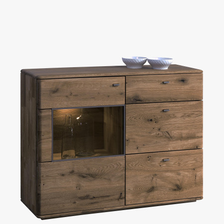 Nízká komoda s jednou prosklenou částí z dubu DP