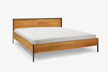 Dubová manželská postel , kovové nohy 180 x 200