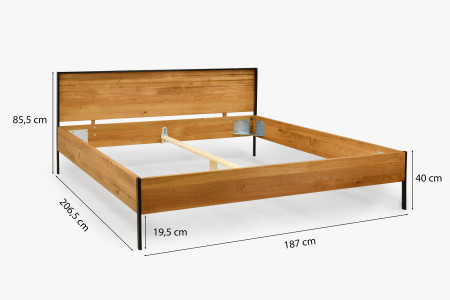 Dubová manželská postel , kovové nohy 180 x 200