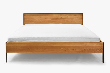 Dubová manželská postel , kovové nohy 180 x 200