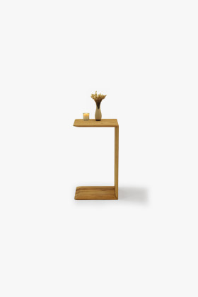 Příruční stolek dřevěný z dubového dřeva 2