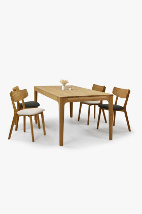 Dubová židle s světlým čalouněním 2