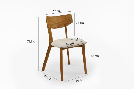 Dubová židle s světlým čalouněním