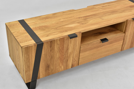 Dubová televizní komoda na kovových nohách