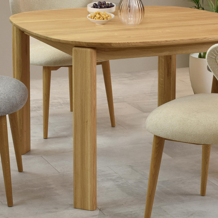 Rozkldací dřevěný jídelní stůl 110-160 cm