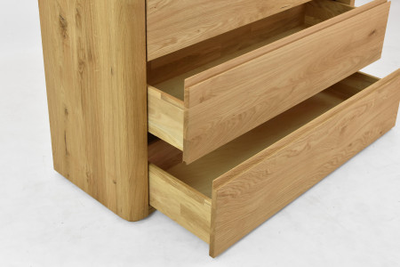 Dubová komoda se zásuvkami 120 cm široká