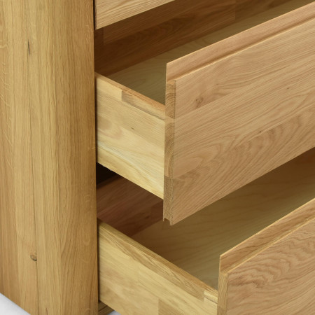 Dubová komoda se zásuvkami 120 cm široká