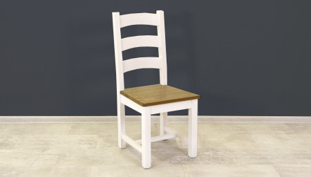 Dřevěná židle v provence stylu, France