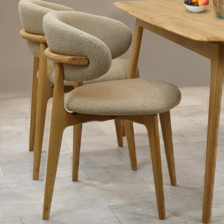 Prémiova dubová židle s béžovým čalouněním