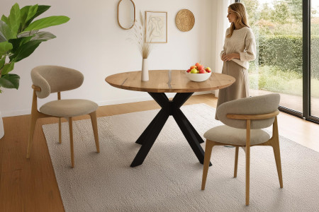 Prémiova dubová židle s béžovým čalouněním