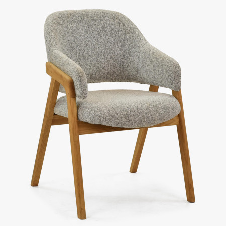 Dubova židle v šedé barvě