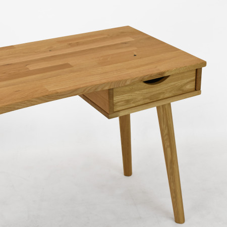 Dubový pracovní stůl, model Juraj