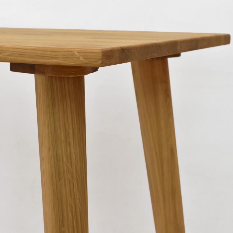 Dubový pracovní stůl, model Juraj