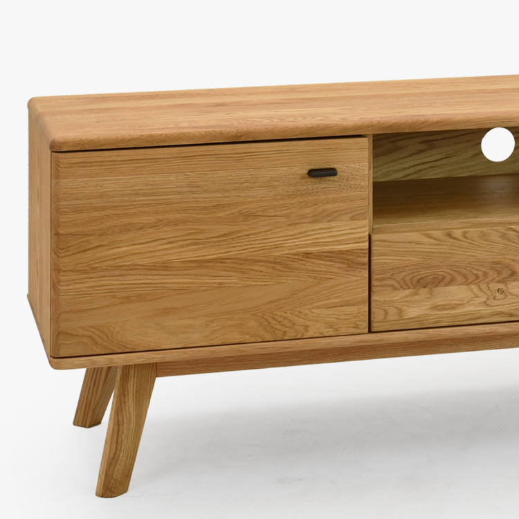 Masivní tv komoda dub na nohou