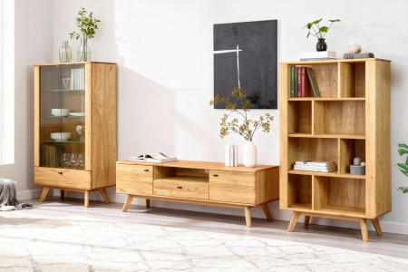Masivní tv komoda dub na nohou