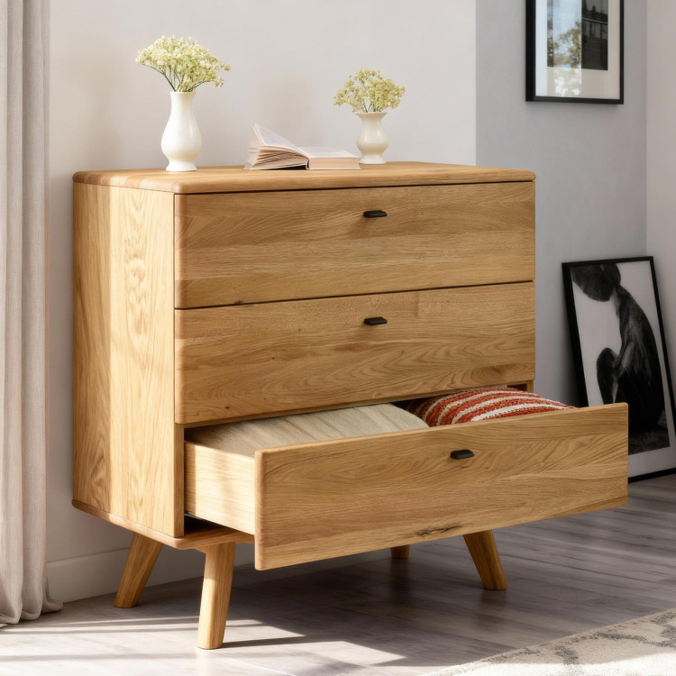 Dubová komoda se šuplíky na nohou