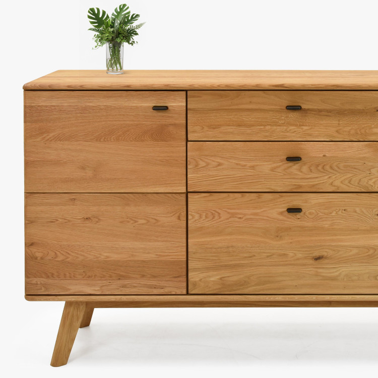 Dubová komoda s dvířky a šuplíky