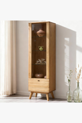 Jednodveřová masivní vitrina na nohou