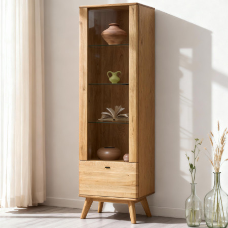 Jednodveřová masivní vitrina na nohou