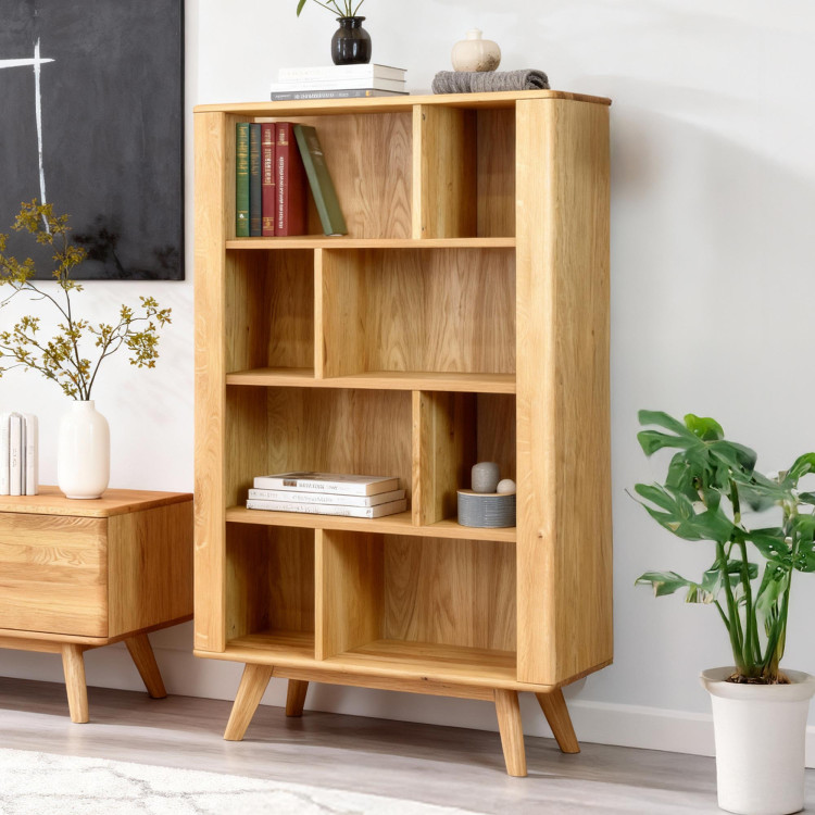 Dubový regál na nohou