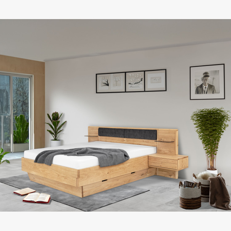 Dubová postel s nočními stolky a úložným prostorem