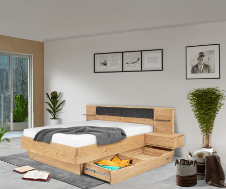 Dubová postel s nočními stolky a úložným prostorem