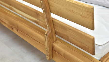 Moderní postel z masívu dub na nohách, Laura 160 x 200 cm