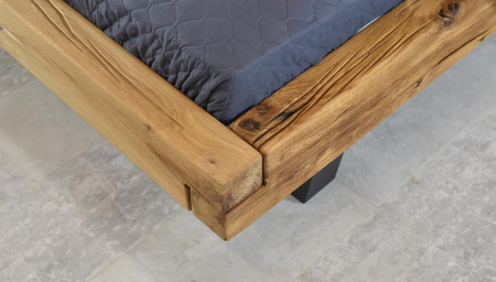Moderní masívni postel z dub kovové nohy, Laura 160 x 200