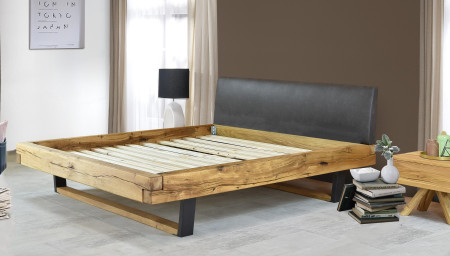 Moderní masívni postel z dub kovové nohy, Laura 160 x 200