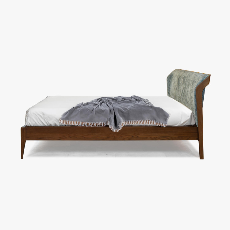 Retro postel s čaluněným čelem - zeleným 180 x 200 cm