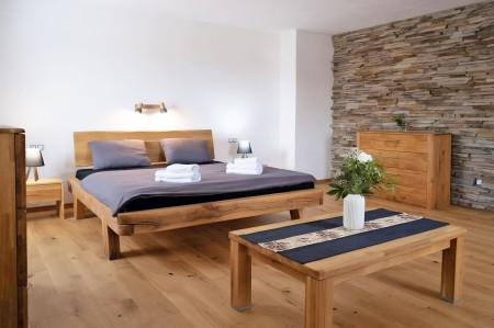 Dubová luxusní postel z trámů, Manželská Mia 180 x 200 cm