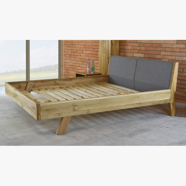 Postel z masivu - látkové čelo šedé Marina 180 x 200 cm