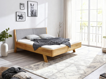 Postel z masivu - látkové čelo šedé Marina 180 x 200 cm