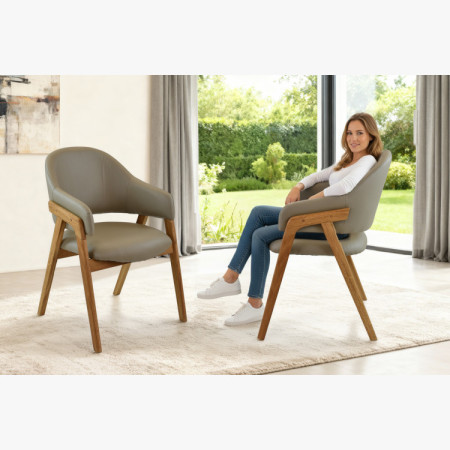 Eichenstuhl mit Armlehnen, grau-braun