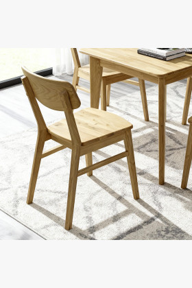 Holzstuhl aus Eichenholz 2