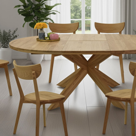 Runder ausziehbarer Tisch und 4 Stühle aus Holz